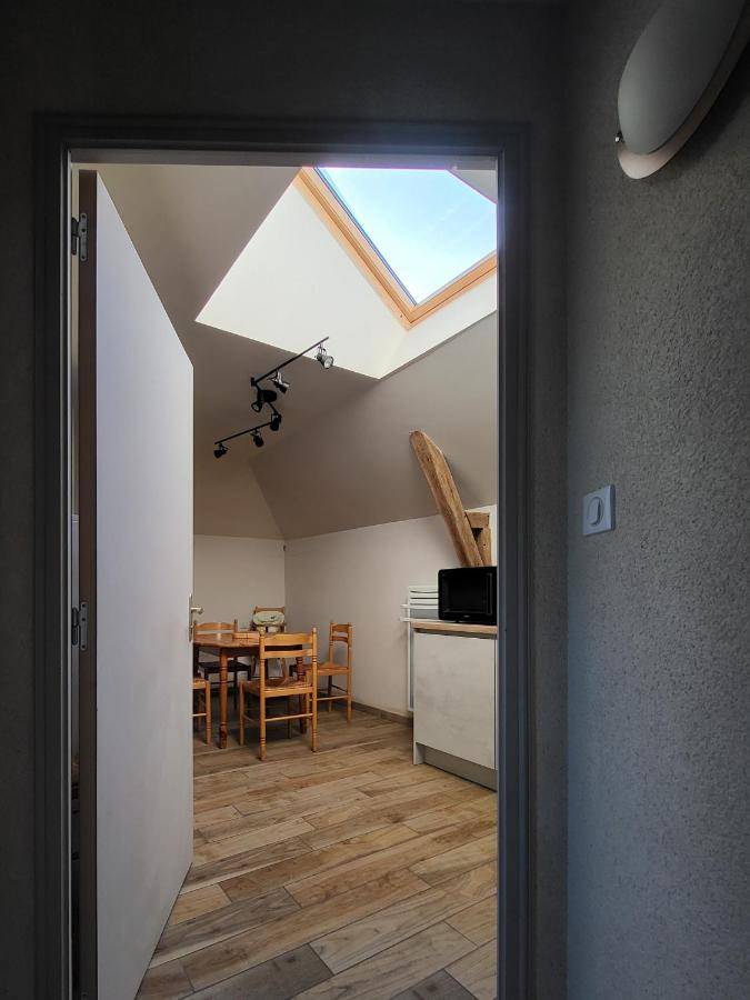 Le Logis Des Chons A La Campagne A Saint Hilaire Du Bois - Lys Haut Layon Le Plessis  Экстерьер фото